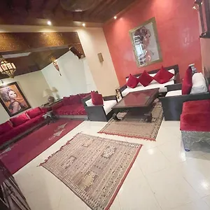 Apartment Flair's - Families Only, Marrakesh